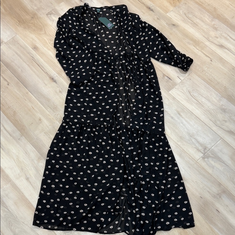 Elegant Black Floral Maxi Kimono